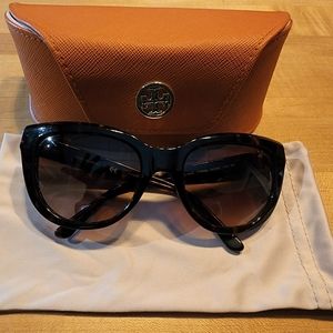 Tory Burch tortoise shell brown sunglasses with case